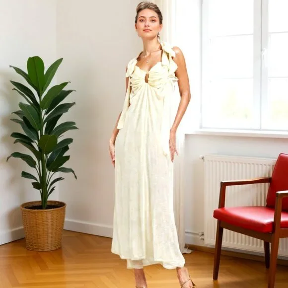 Alexis Dali Elegant Summer Dress in Gardenia Standout Piece - Picture 1 of 17